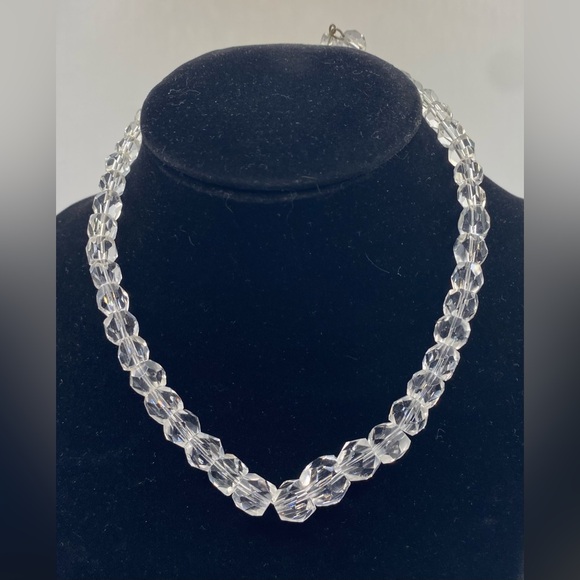 Single Strand Clear Glass Graduated Bead Choker with Silver Tone Clasp - Picture 4 of 6